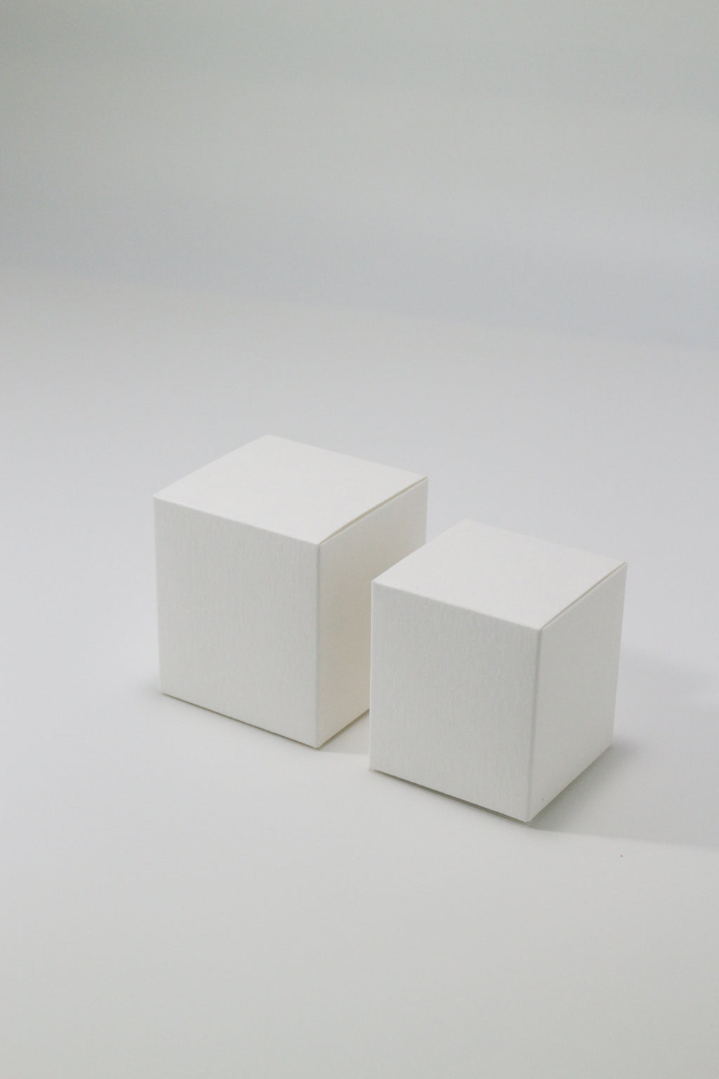 WHITE MIST CANDLE BOX