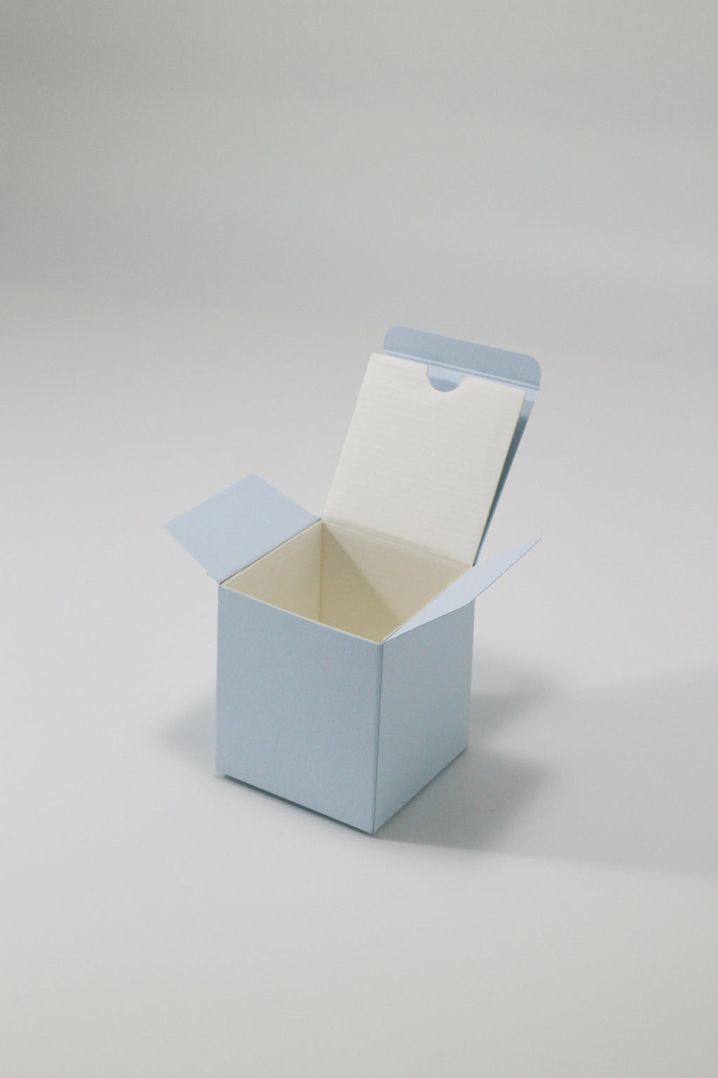 BLUE SERENADE CANDLE BOX