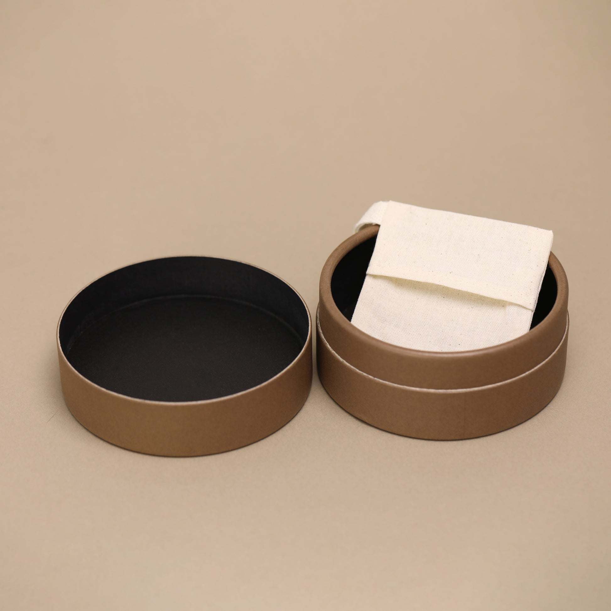 Round Rigid Jewelry Box (50 Pack)