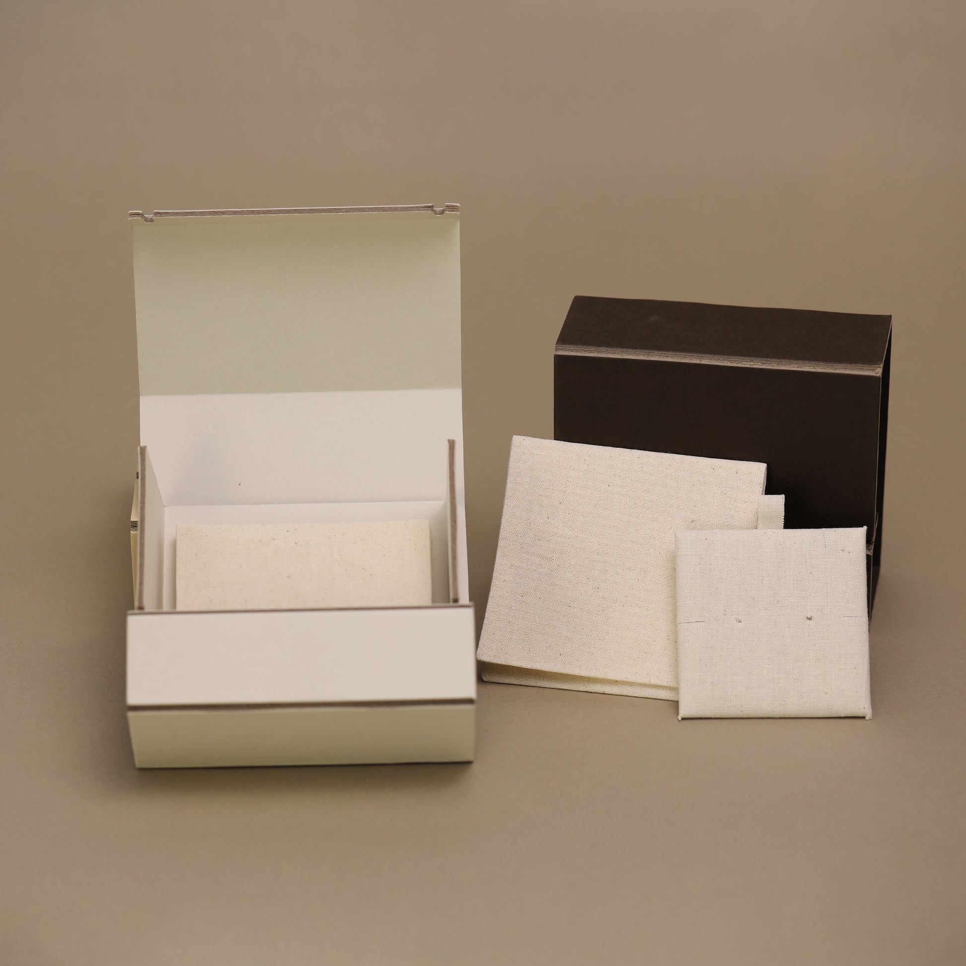 Foldable Rigid Gift Box Two-Piece Premium Gift Packaging