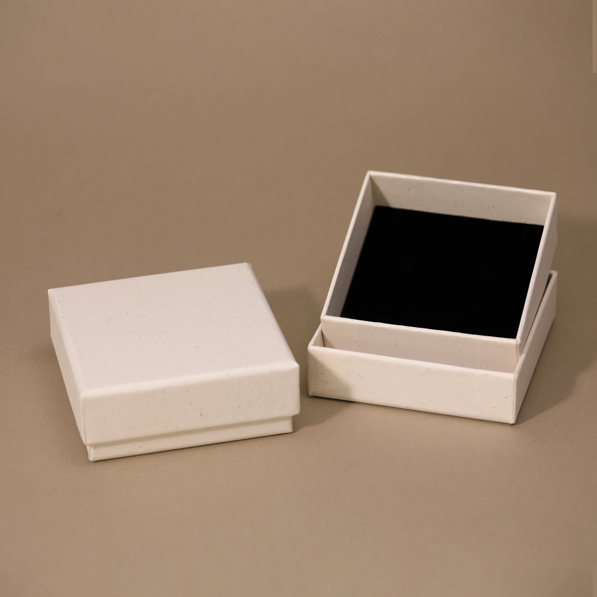 Ivory Grain Texture Rigid Jewelry Box Premium Quality